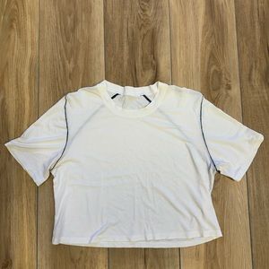 Lululemon cropped top